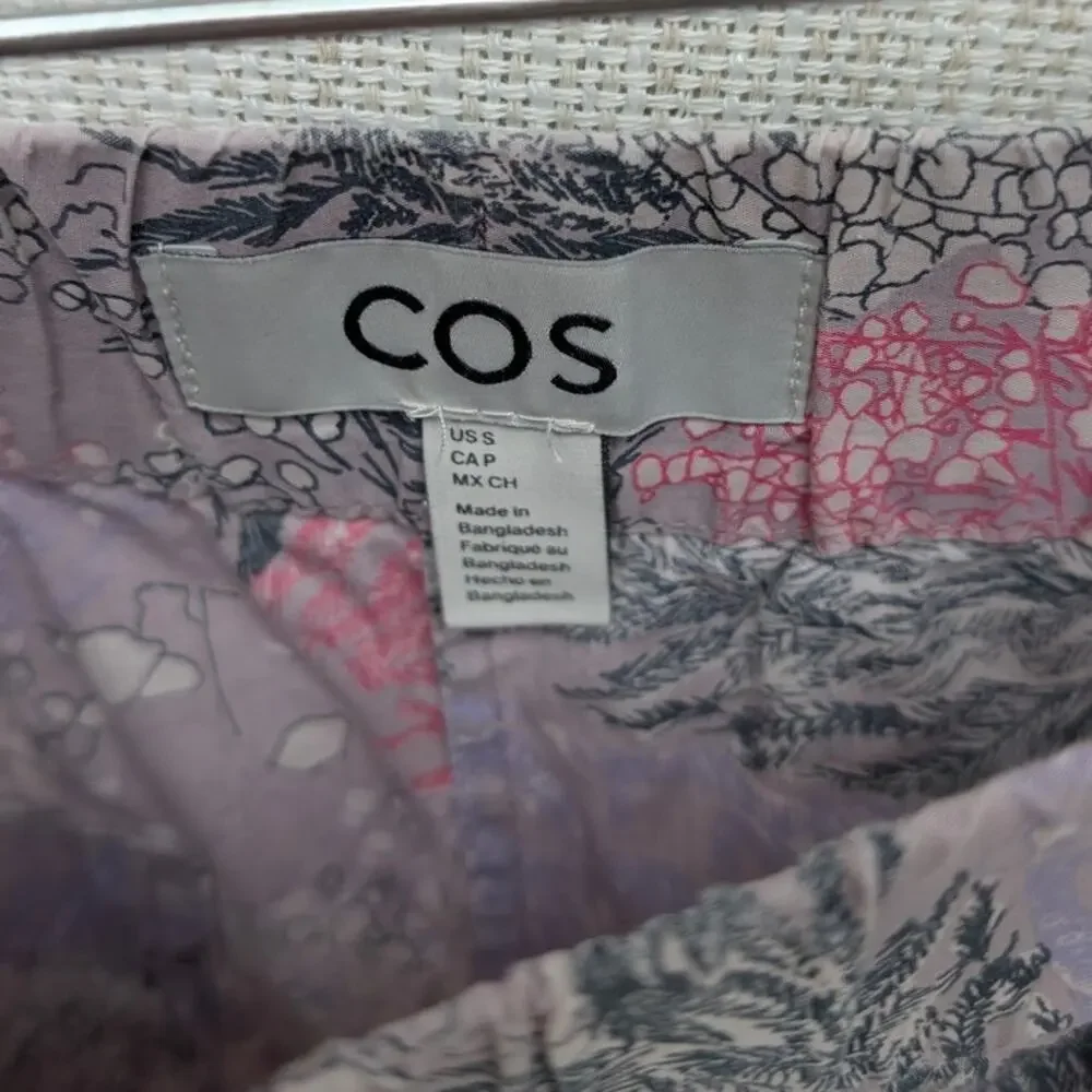 Cos Lightweight Cotton Floral Printed Pyjama Mini Shorts, size S